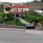 Guesthousemantho Гостевой дом Гирокастра
