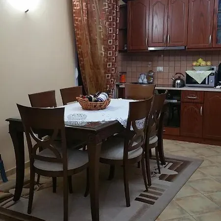 Guesthousemantho *