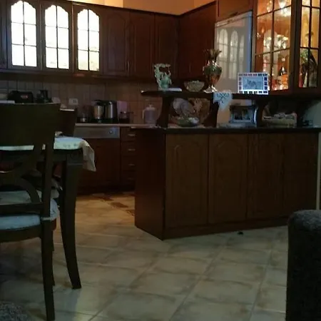 Guesthousemantho *